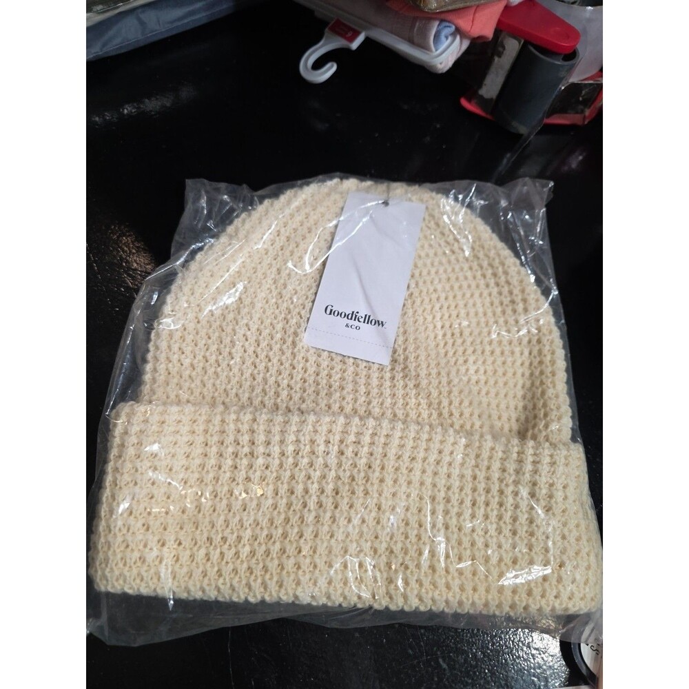 Goodfellow & Co Men’s Cream Waffle Knit Beanie One Size Fit All Brand New